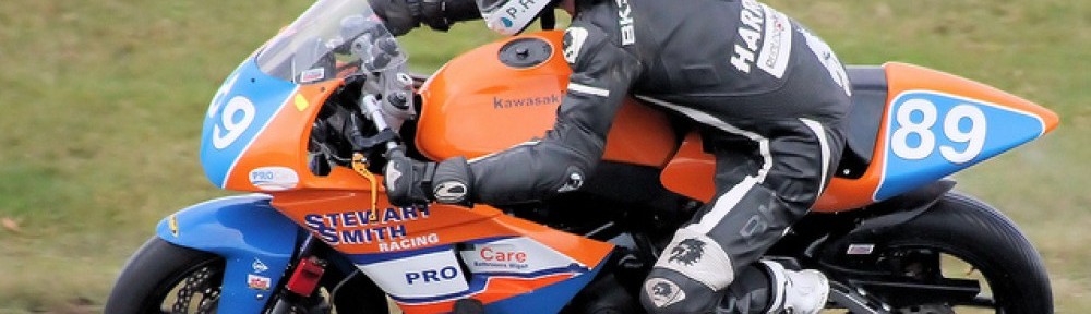 cropped-Stewartsmithracing1-Cadwell-Park.jpg